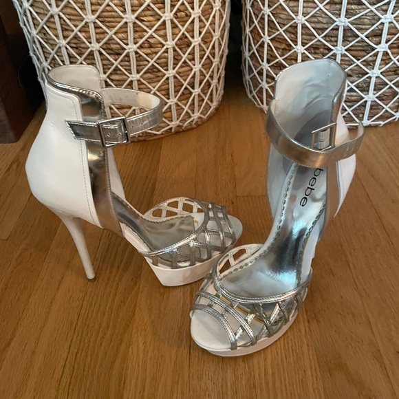 Bebe open toe heels - Picture 2 of 3